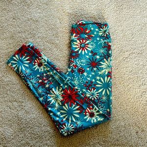 Lularoe one size fits all pants